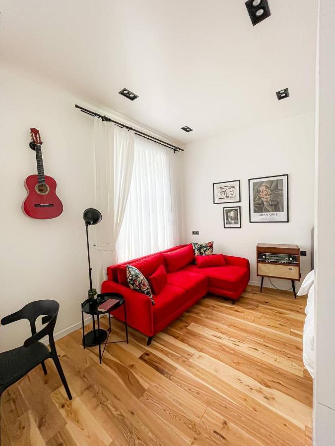 חארקיב Poetry Apartments In The City Center מראה חיצוני תמונה